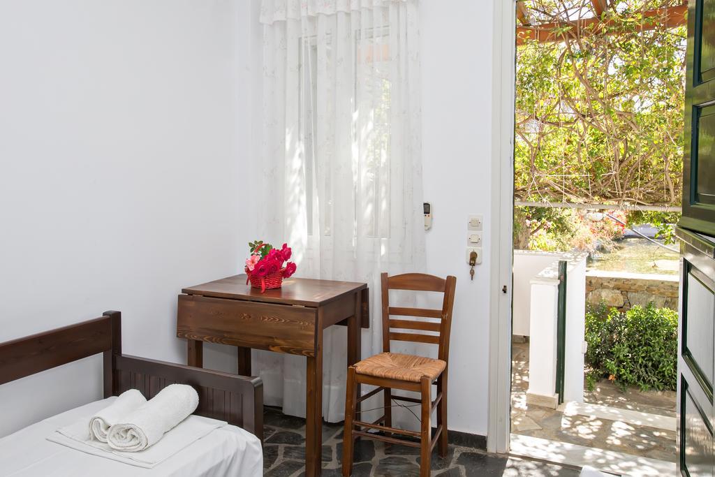 Parathyro Sto Aigaio 1 Tinos Exterior photo